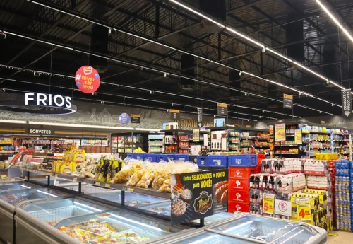 FAZIZ ILUMINAÇAO SUPERMERCADOS E ATACADISTA